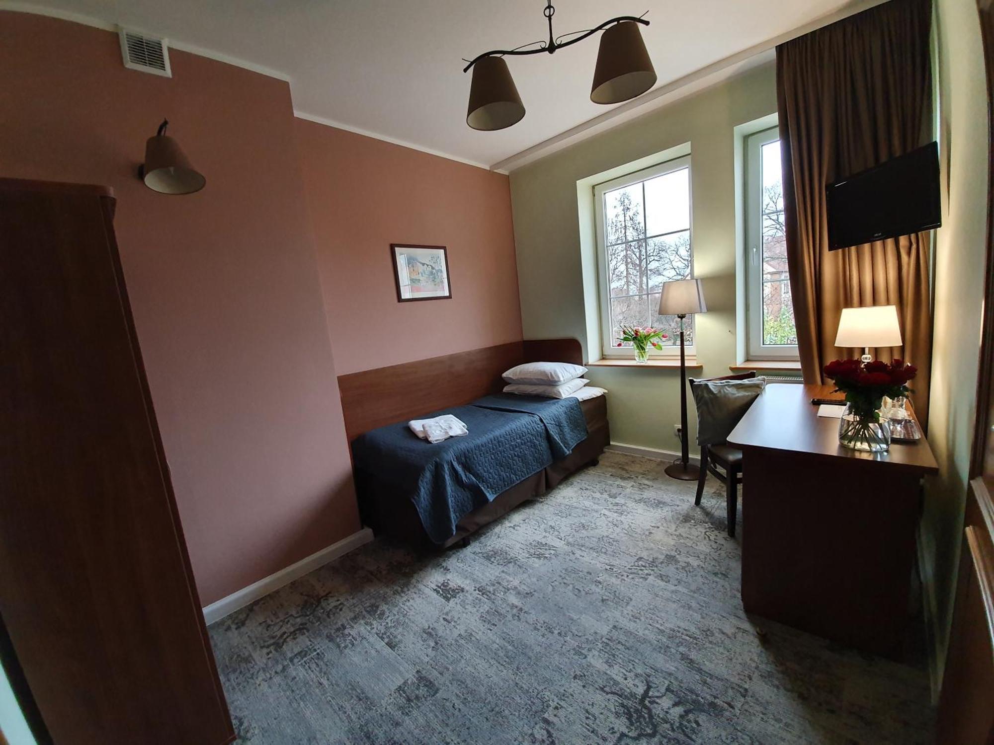 Hotel Siesta Свебодзин Номер фото