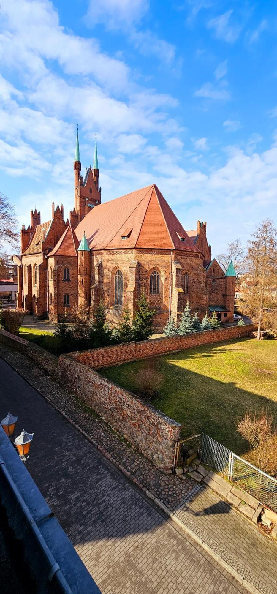 Hotel Siesta Свебодзин Экстерьер фото